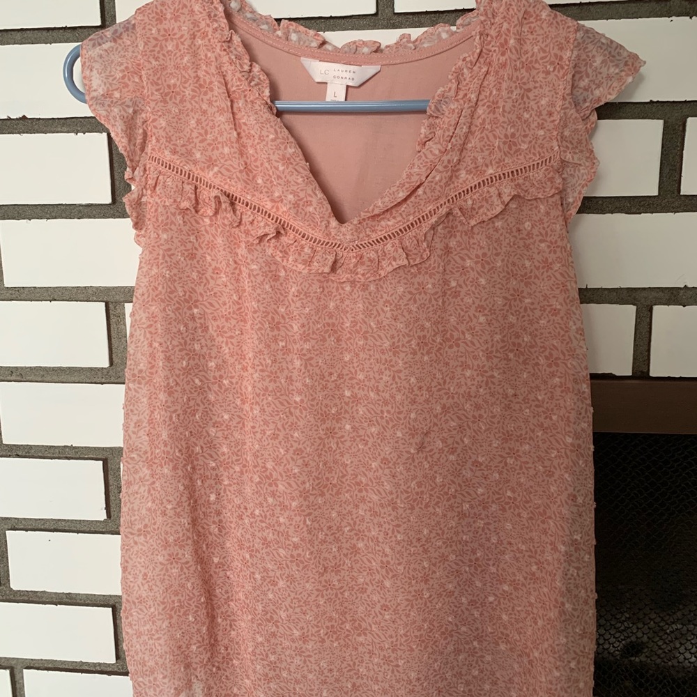 Sleeveless blouse